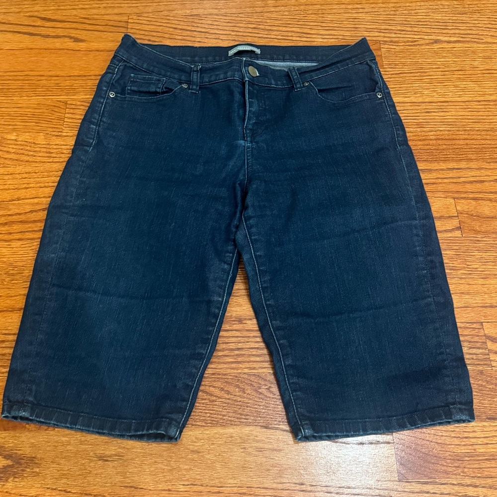 New York & Company Stretch Bermuda Shorts - 10